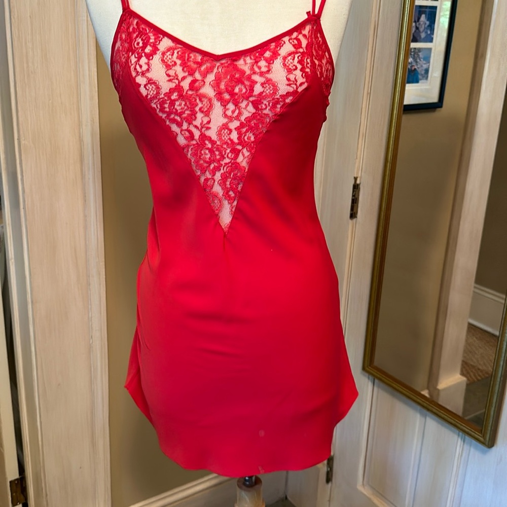 Red night gown